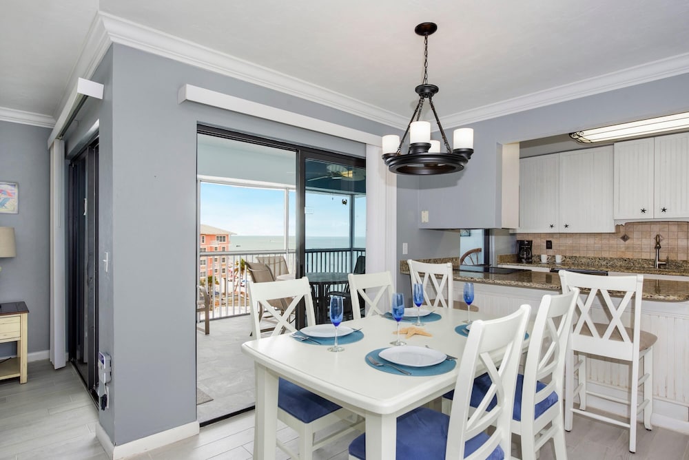 Bel Air Beach Club Penthouse 503