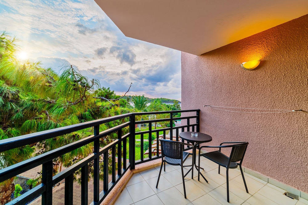 Justiniano Club Park Conti – All Inclusive
