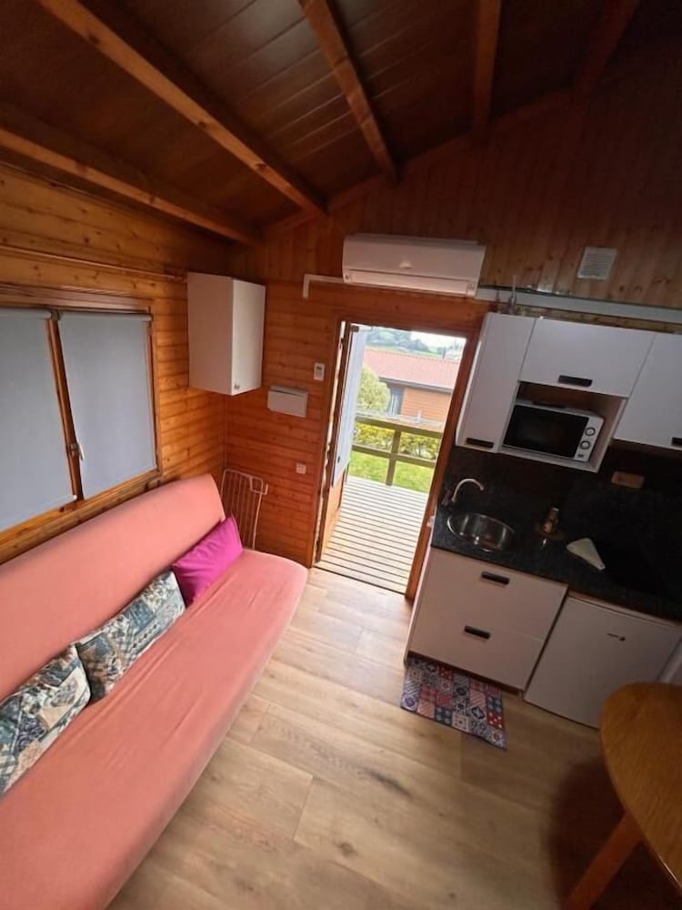 Camping & Bungalows Leagi