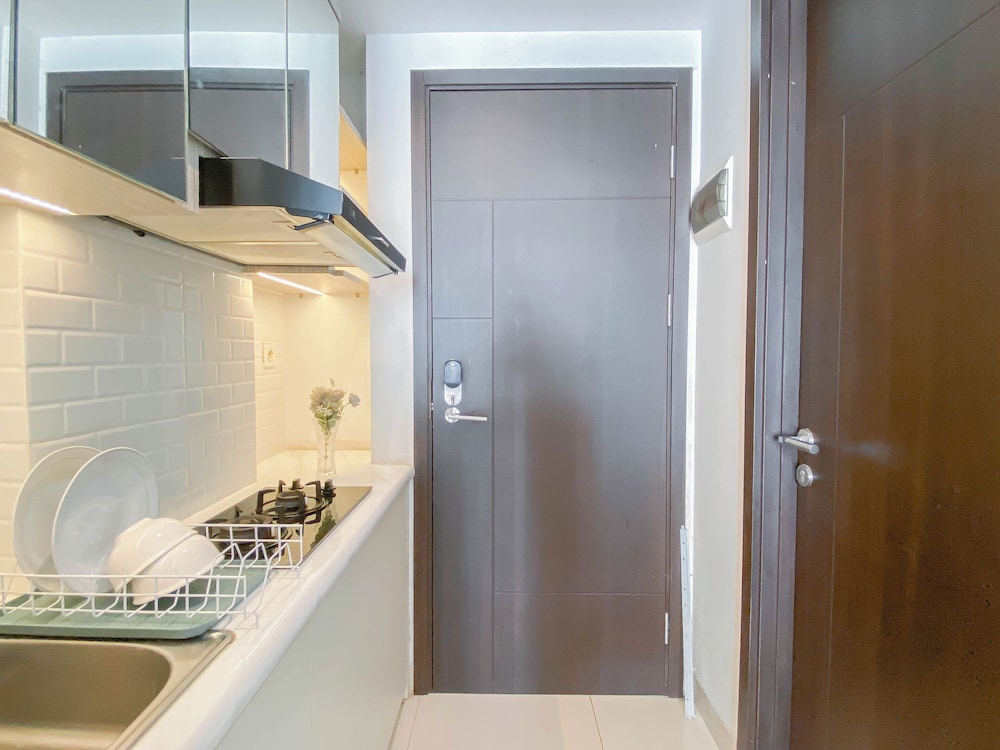 Soft Modern Studio At Citra Living Apartment