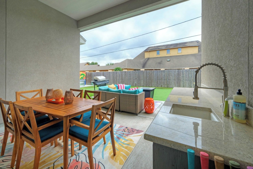 Graford by Avantstay Hot Tub, Firepit, Mini Putt