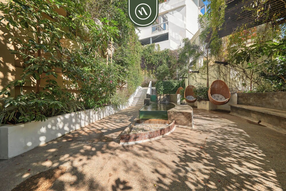 Ecofriendly 2BR Condo - Private Jacuzzi - Rooftop