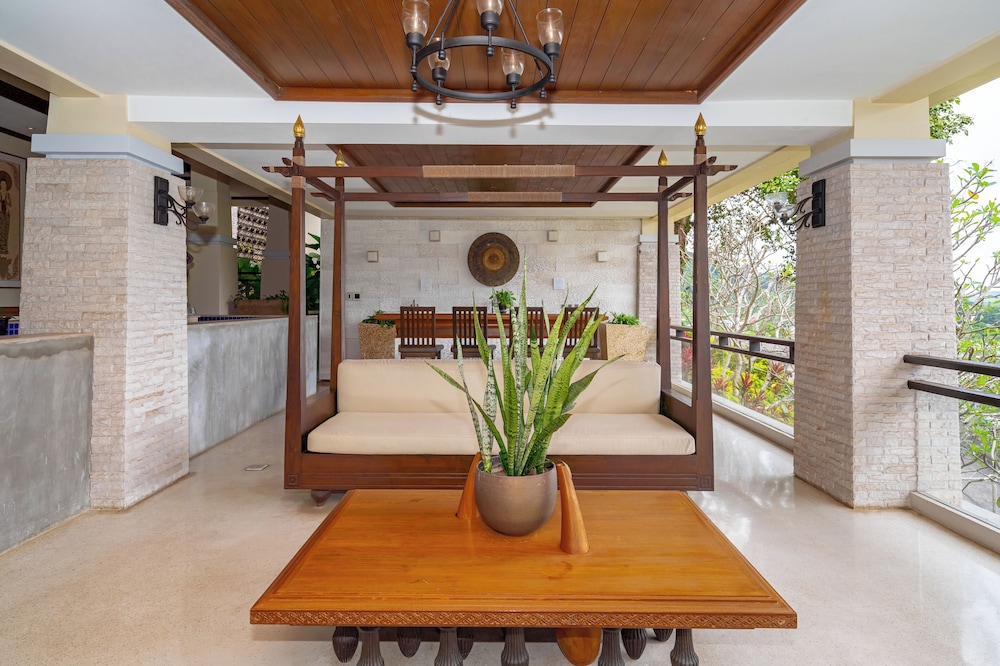 Royal Legacy Golf Villa