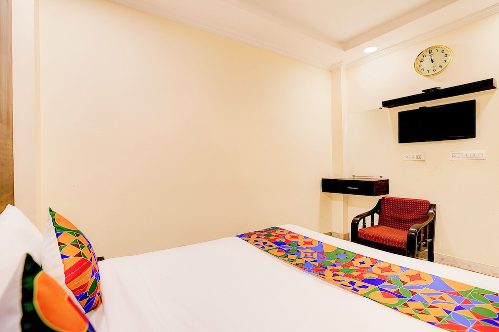 Fabhotel Comfort Stay I