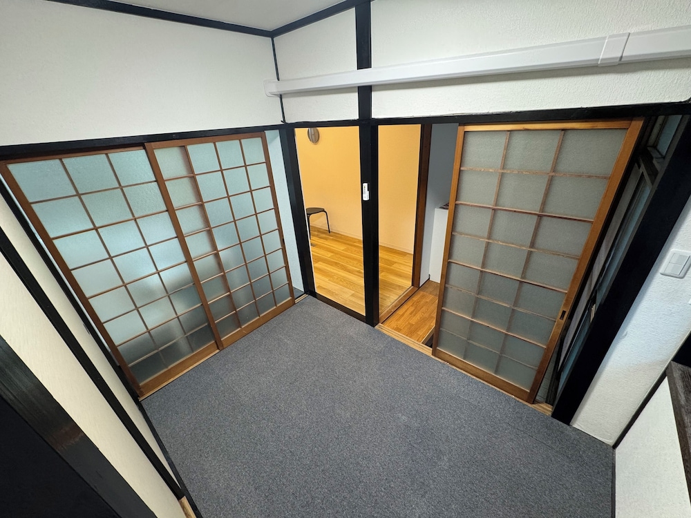 Otabiya Nishikujo