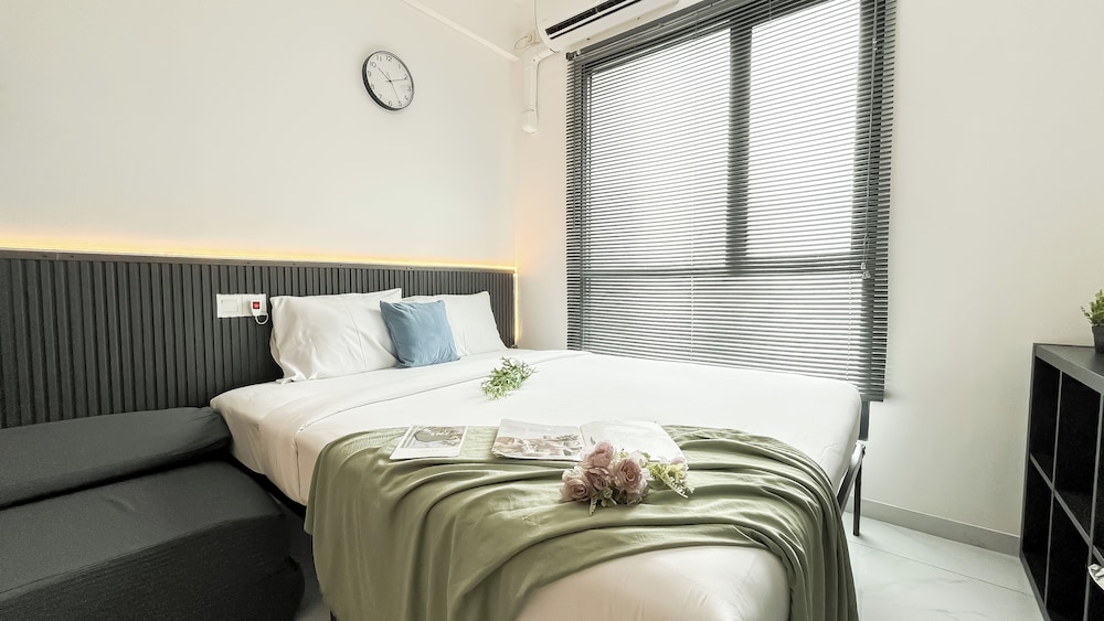 Homey Studio At Sky House Alam Sutera Apartment