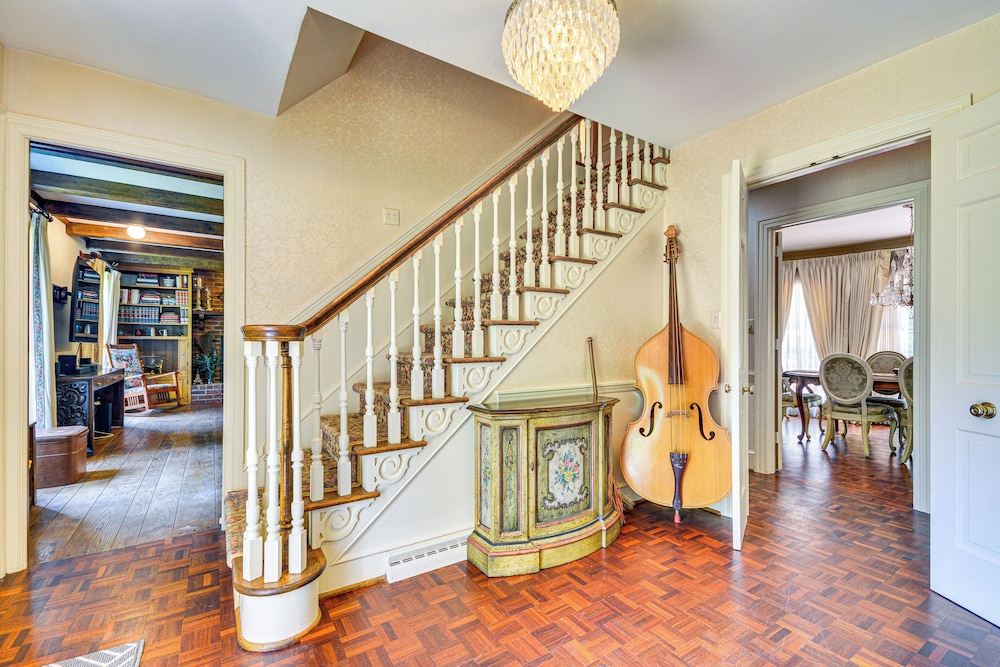 2 Mi to Main St Thomasville: Family Home w/ Games