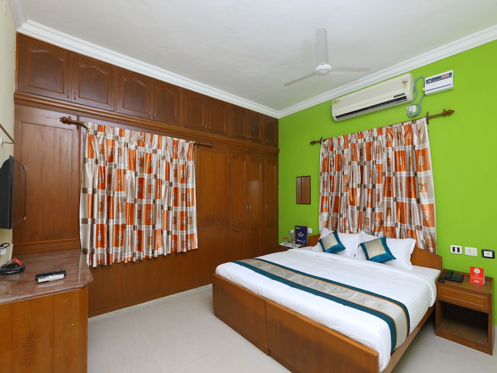 OYO 14091 Surabhi House Stays and Resorts