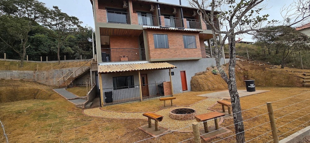 Villa da Serra 750m do centrinho
