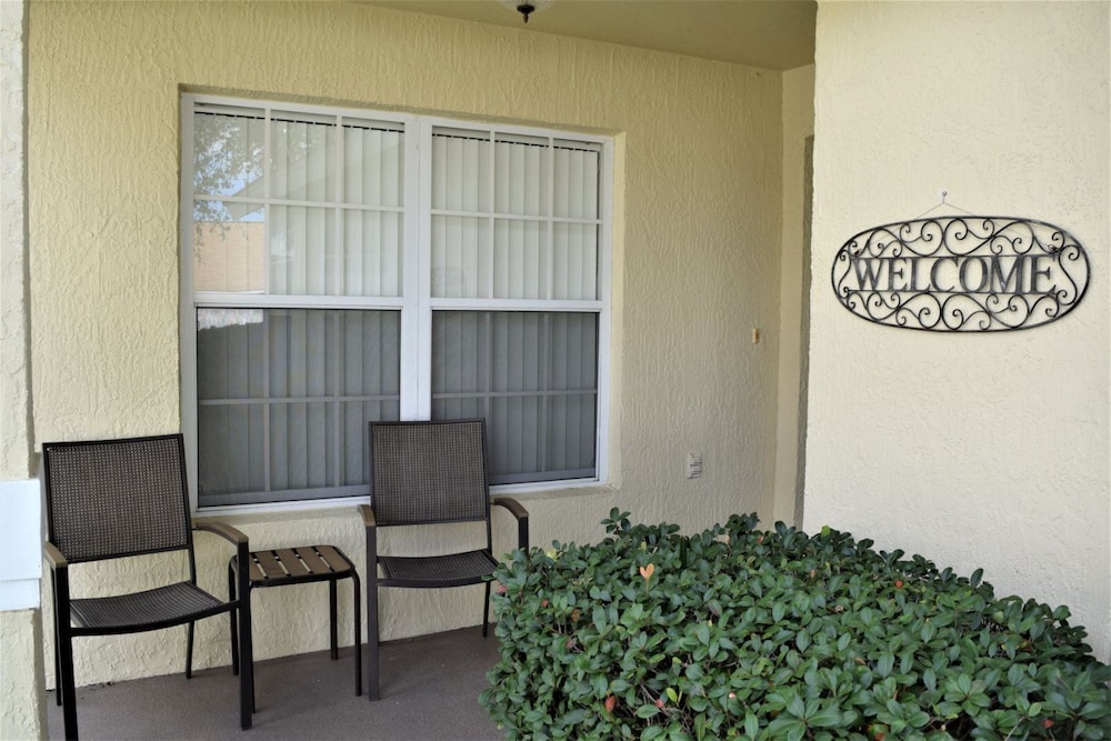 Indian_creek_8068 - Image 1