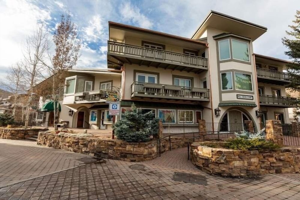 Condo 100 Yards to Gondola One by RedAwning
