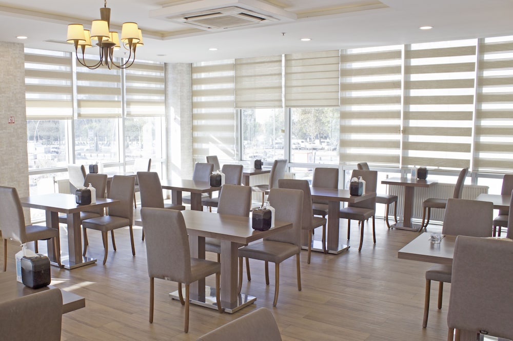 Sarissa Otel - Image 39