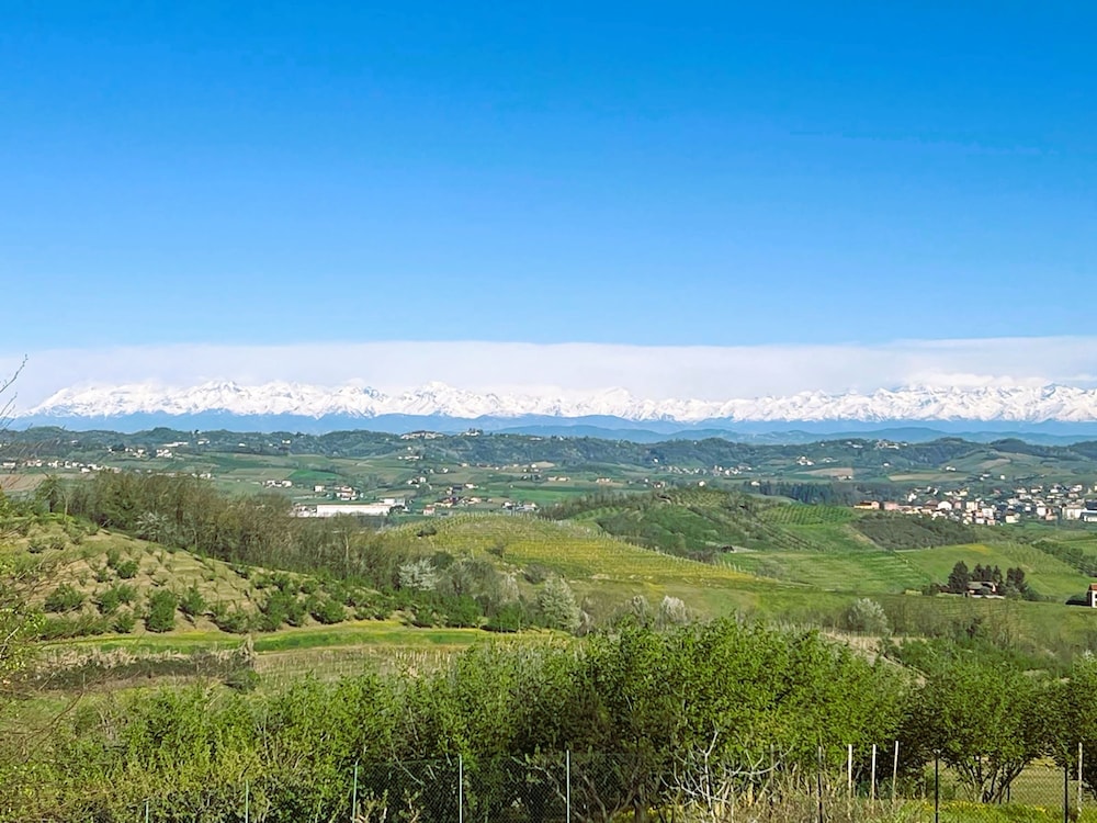 Villa Magna With Pool and Park - Langhe Hills