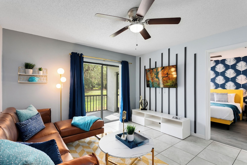 Oasis Apartment Homes