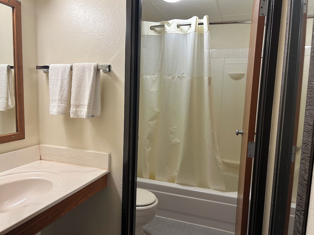 Photo 32
