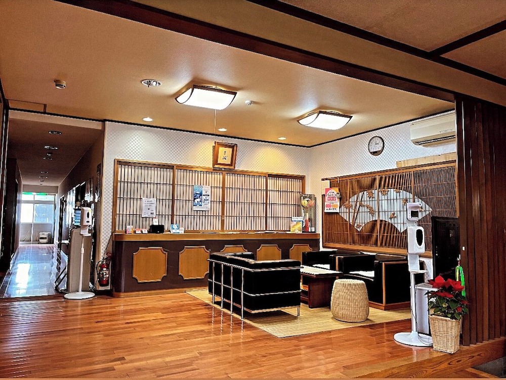 Ryokan Oomasa view 2