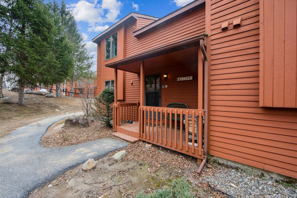 Lower Darby 2 Bedroom Townhouse by The Summit at Gore Mountain