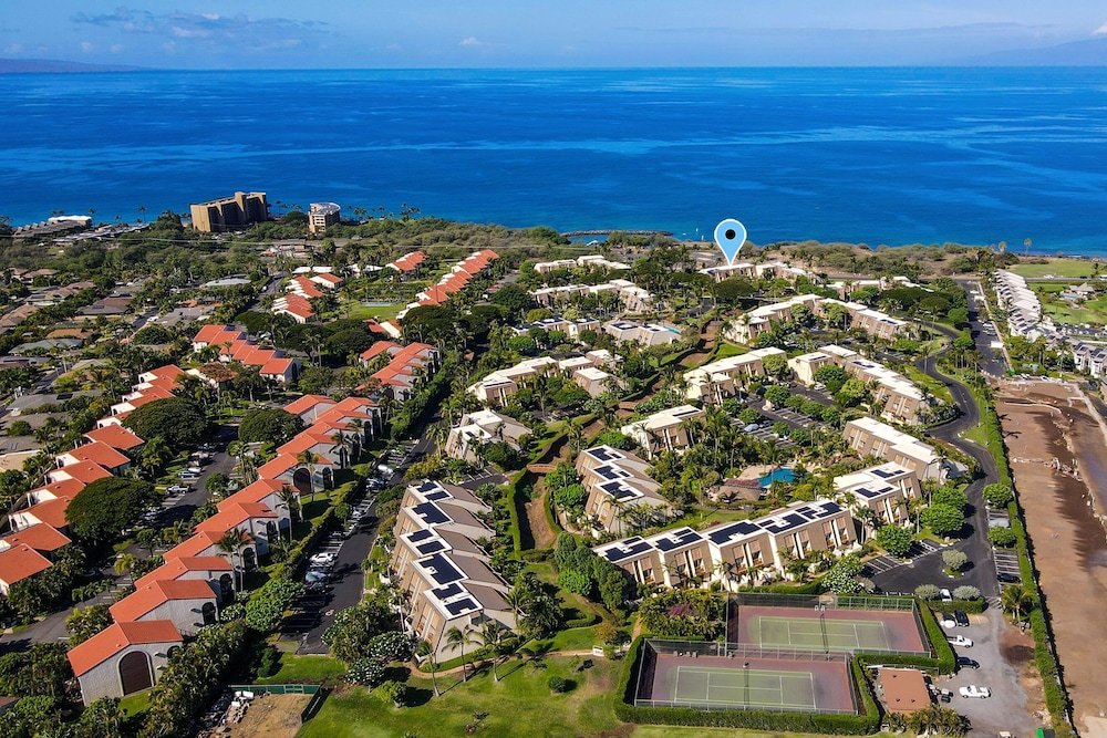 Maui Kamaole G-202 - Spectacular Views, Updated and Elegant, Wi-fi & Split-ac!