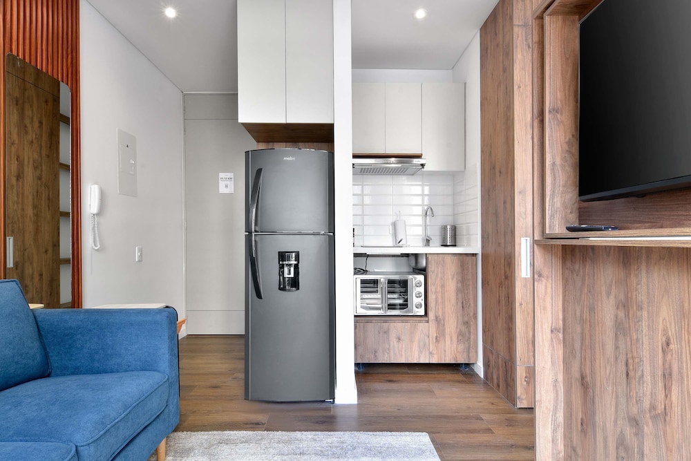 W Amazing 1BR w Beautiful View in Virrey