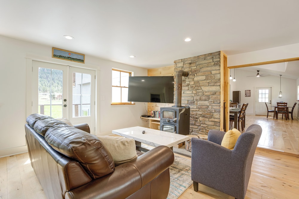Creekside Florrisant Hideaway - Great for Anglers!