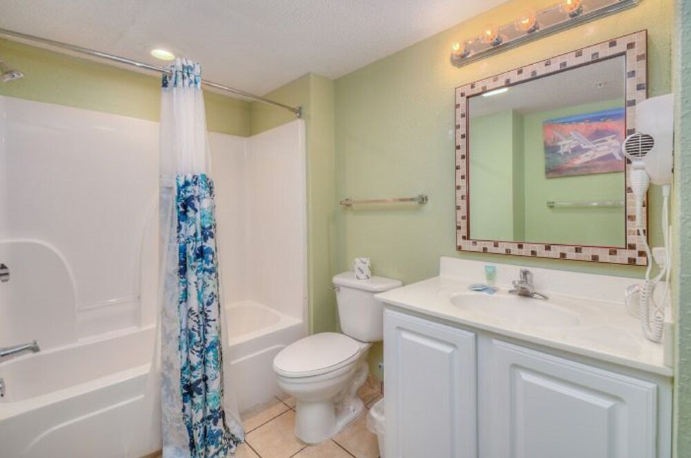 Grand Atlantic by Elliott Beach Rentals
