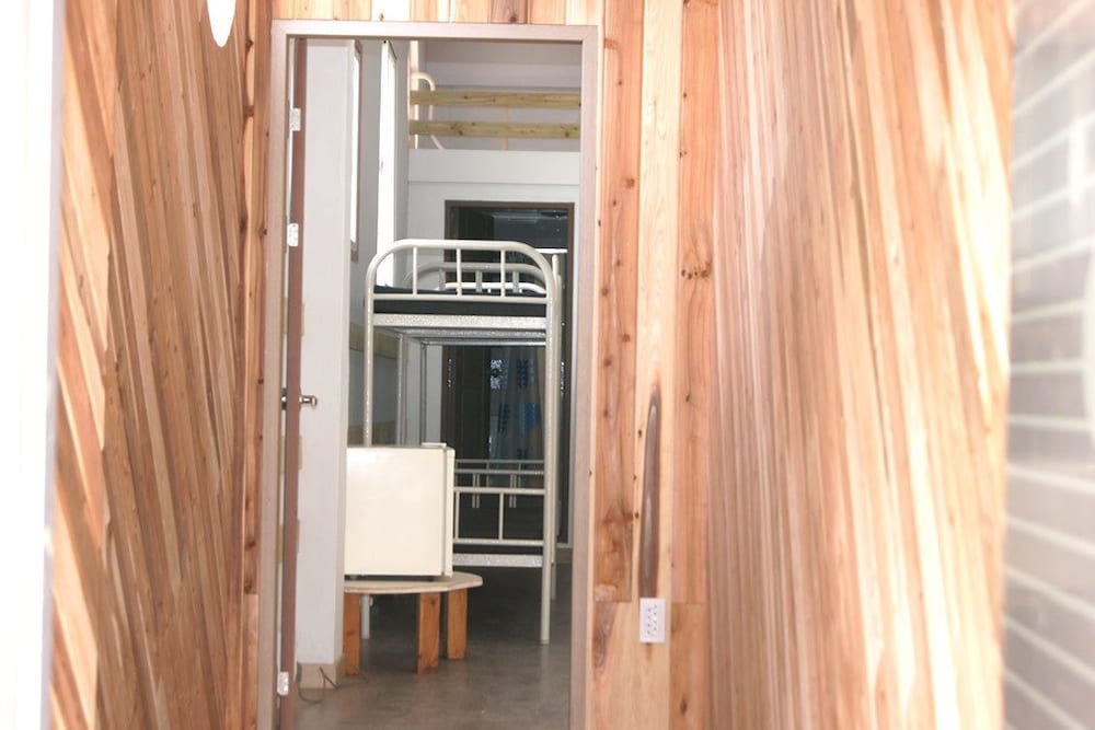 Geomunoreum Hostel