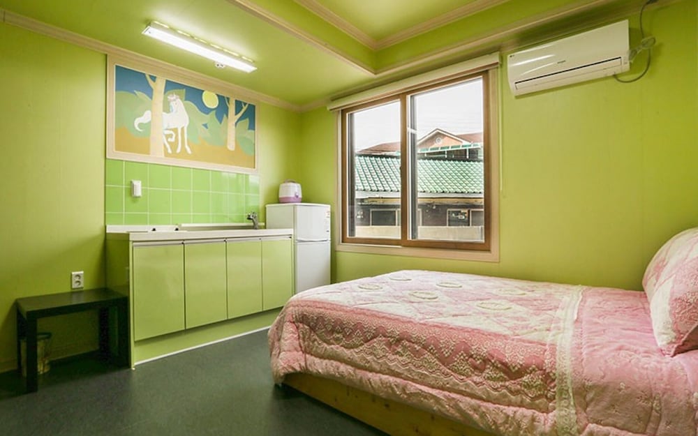 Gyeongju Twin Village Bed and Breakfast