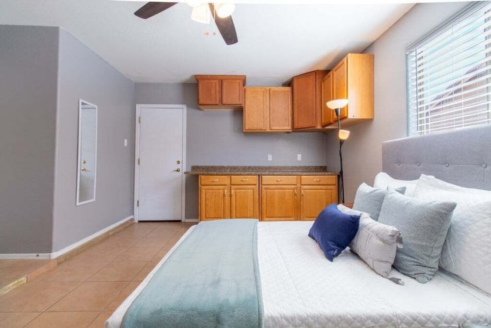 Casa Desert Willow - Stayshores 5 Bedroom Home