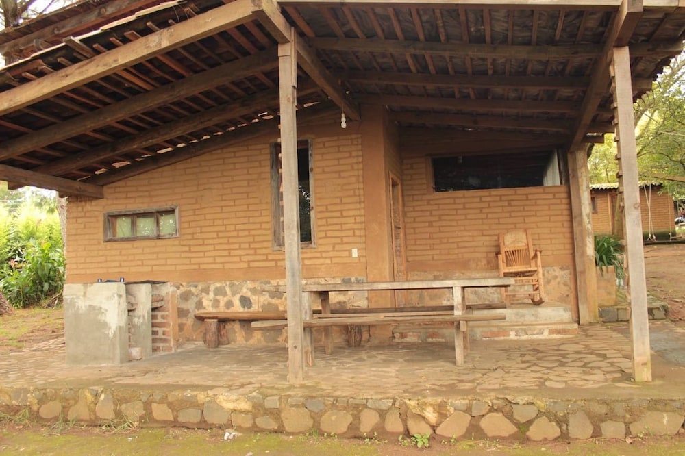 Cabañas Los Adobes