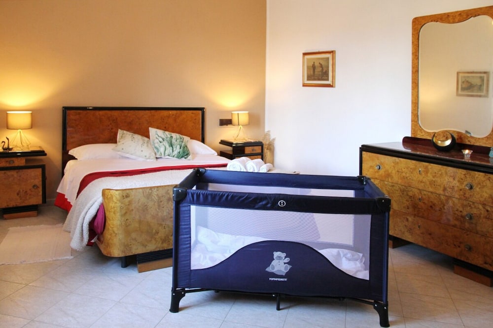 Tenuta Piana 1: Direct Access to the sea