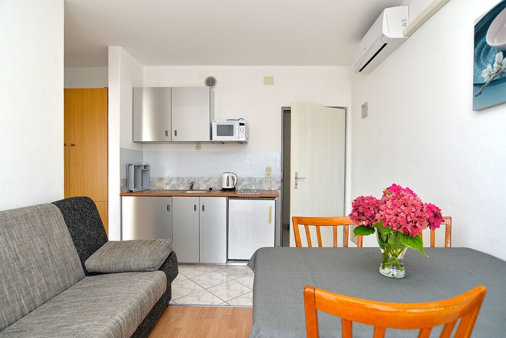 Apartments 2071