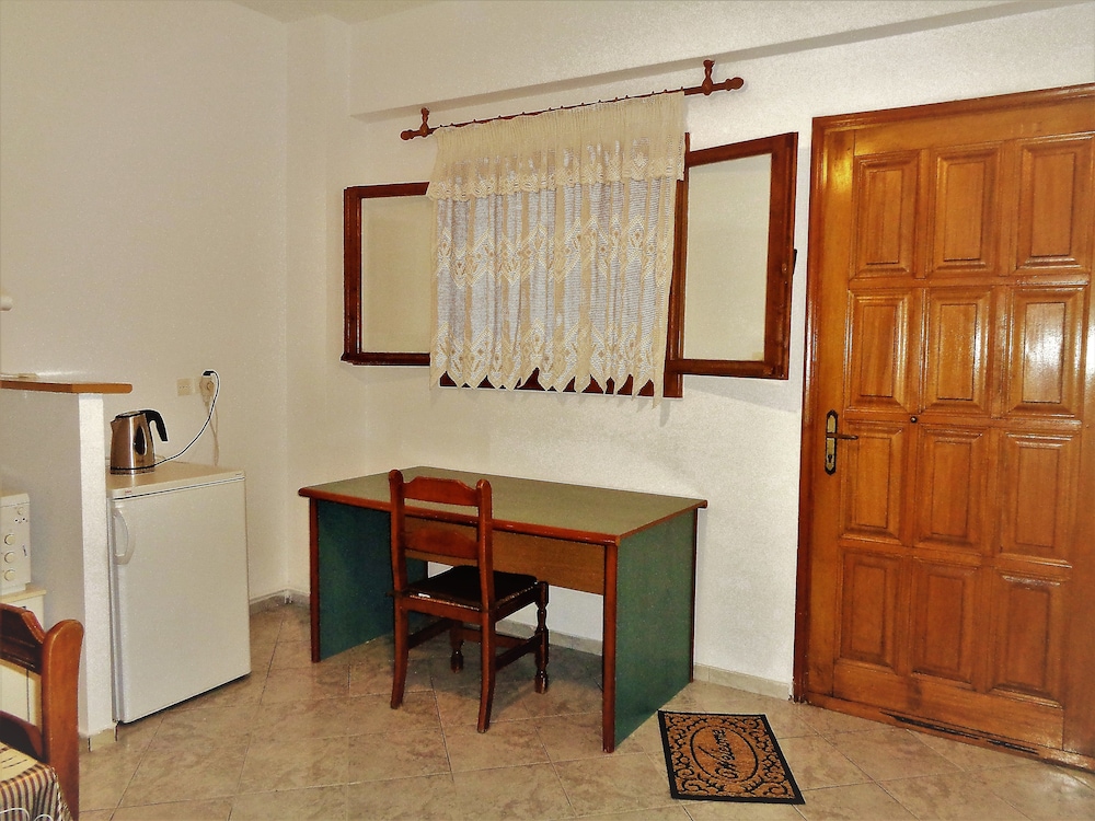 Elena's House