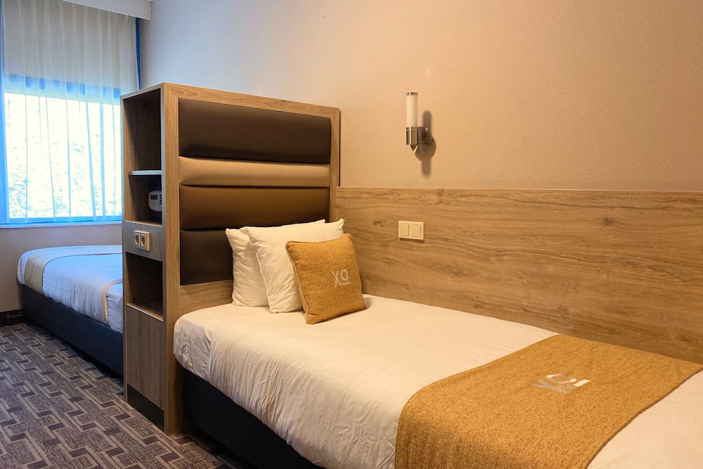 XO Hotels Blue Square 6