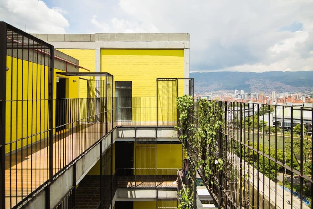 w Amazing Duplex in Laureles