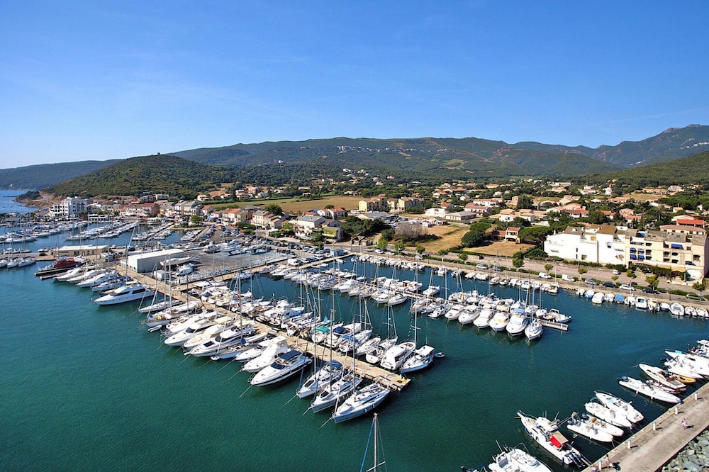 Apartment in Macinaggio by the Beach