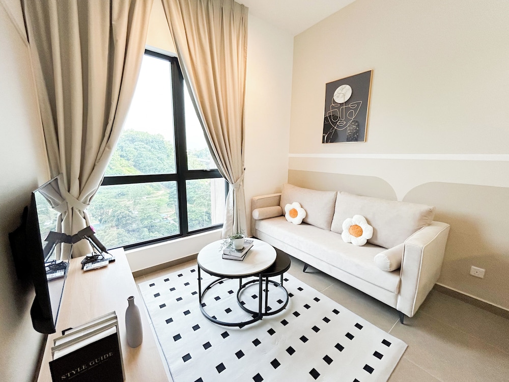 Mossaz by Manhattan Group