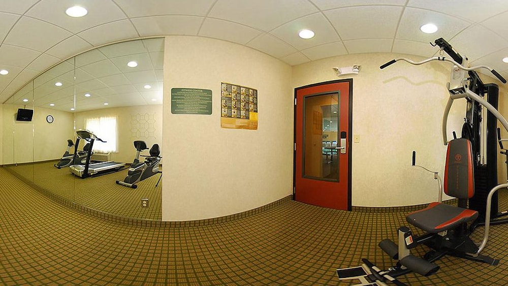 Quality Suites - Property Image 6