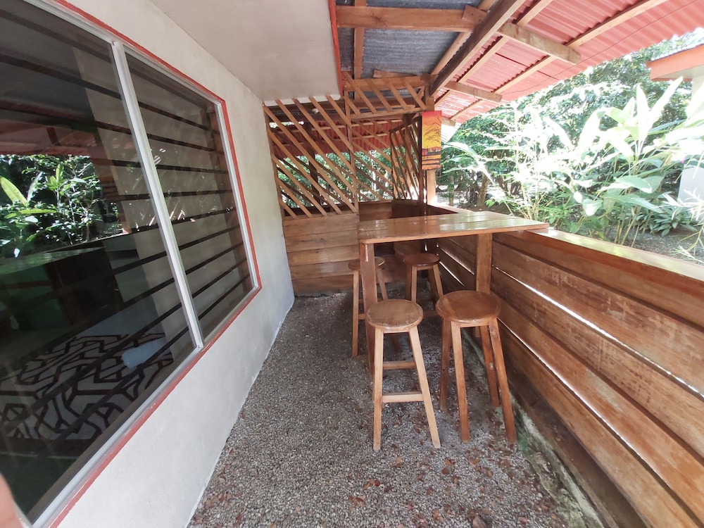Costa Azul Lodge