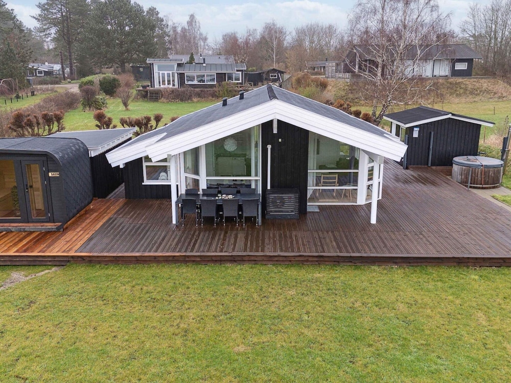 5 Star Holiday Home in Oro