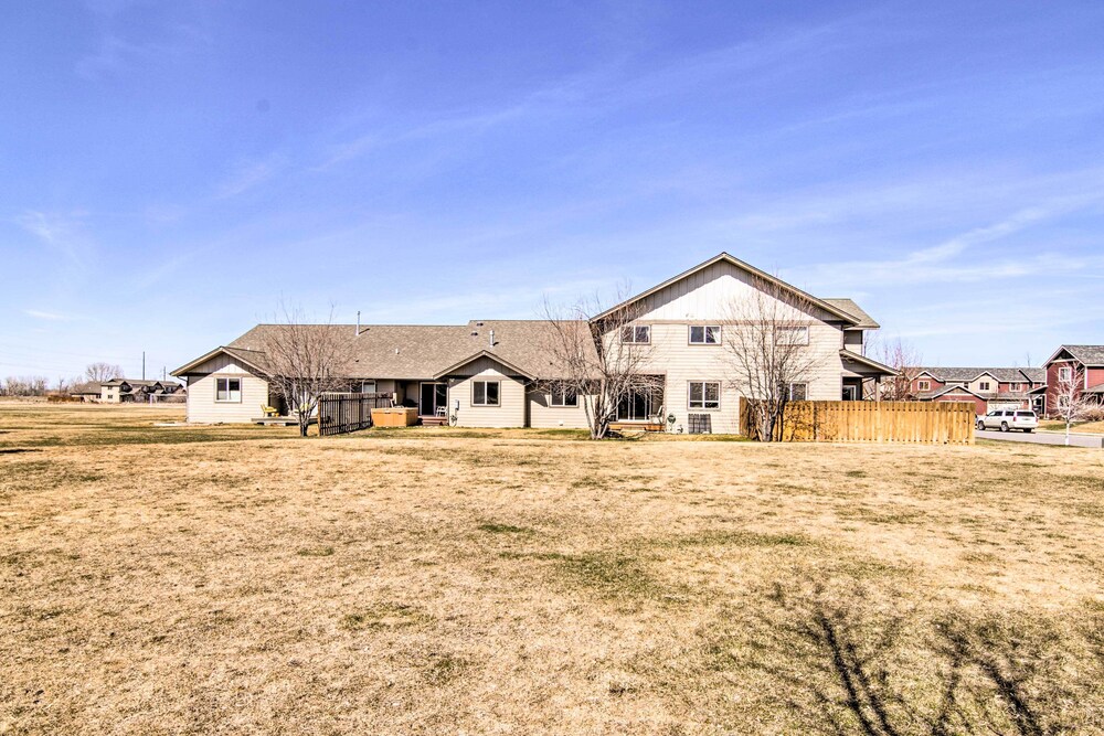 Bozeman Condo w/ Grill ~ 2 Mi to Hot Springs! view 5
