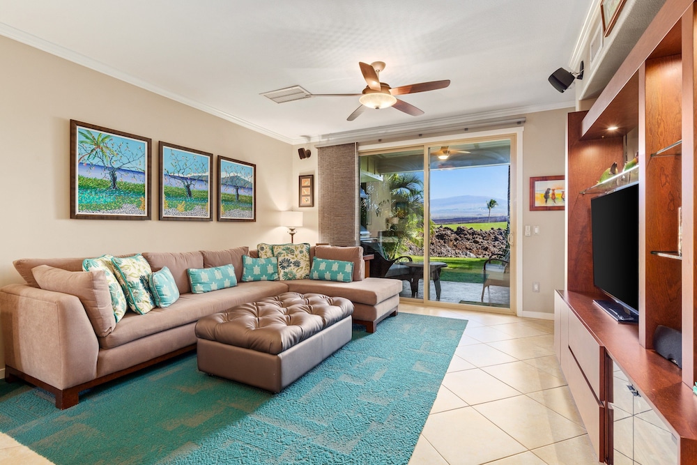 Ground Floor - Gorgeous View of Mauna Kea - Concierge - Nearby Beach - Vrkcv