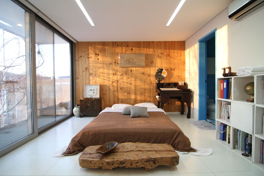 Motif No.1 Guest House