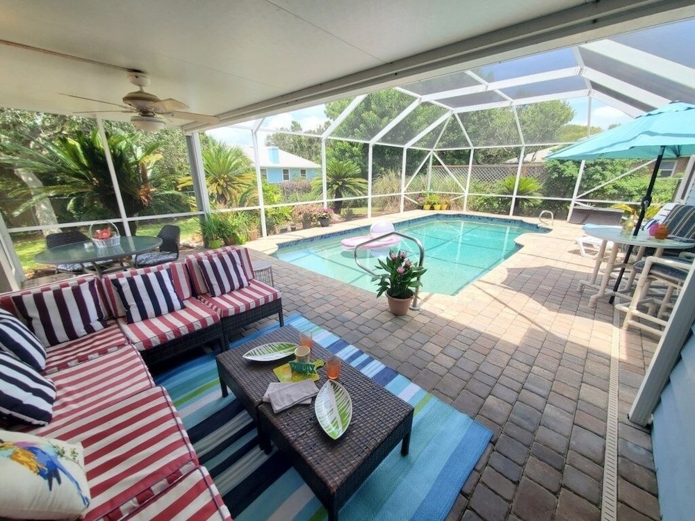 Beach Blossum 3 Bedroom Home