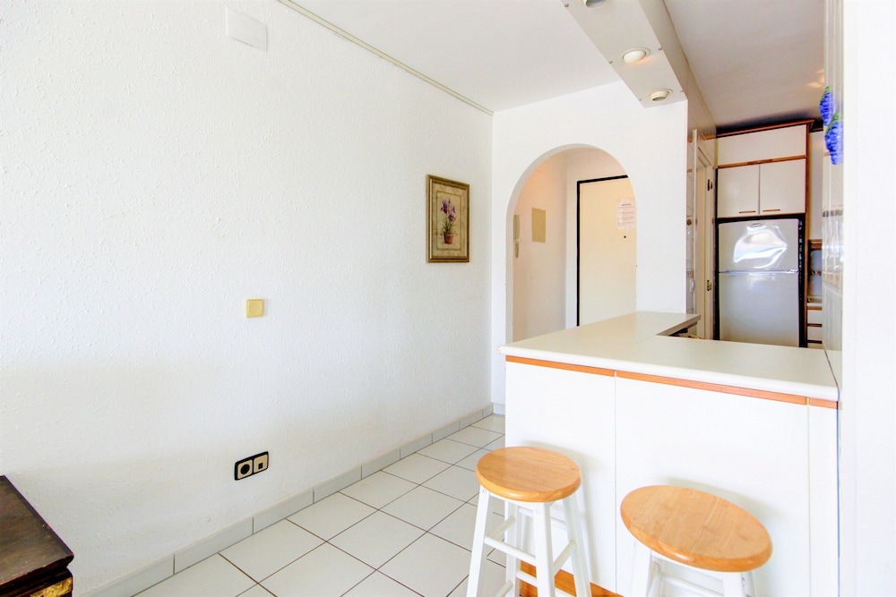 Apartment in Roses Near Sand Beach