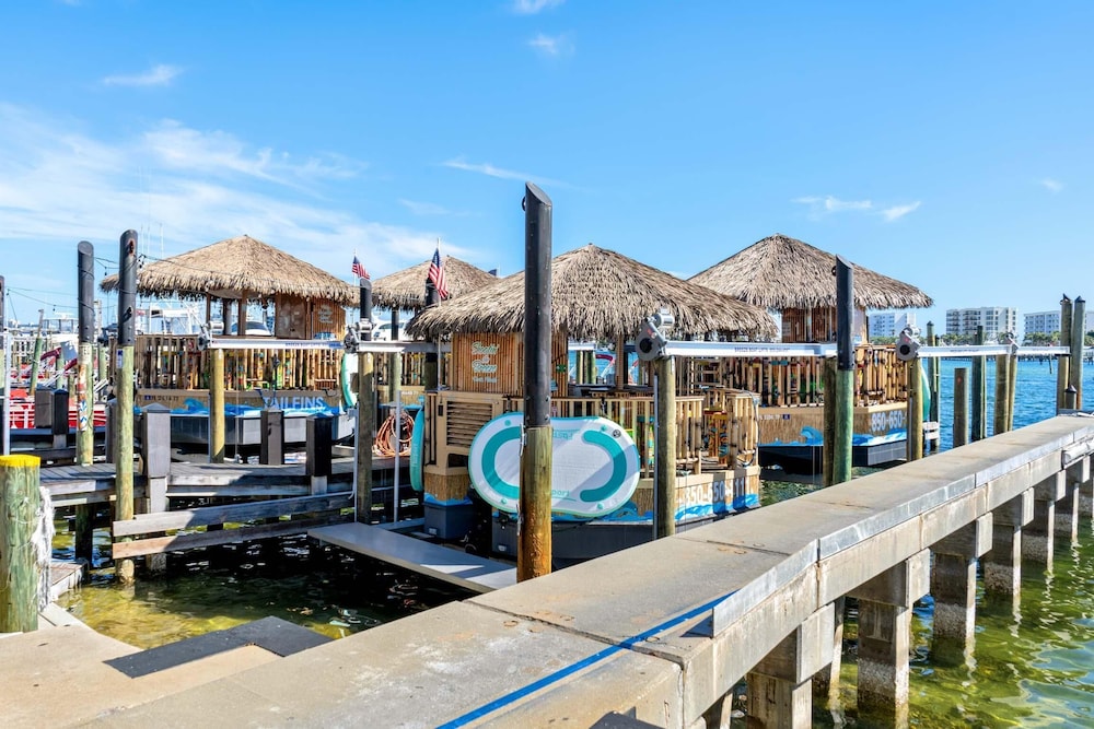 Destin Daydream