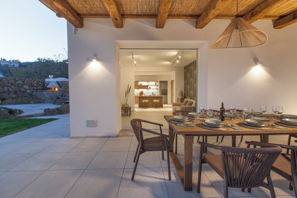 Design Villa With Infinity Pool & Li Galli View