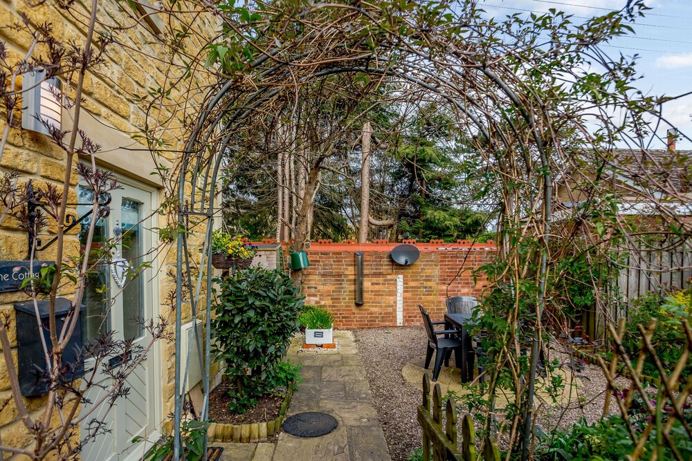 Jasmine Cottage