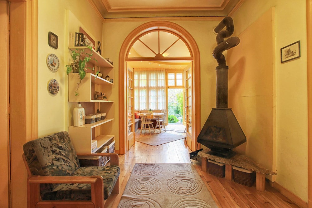 Guesthouse Tomovi