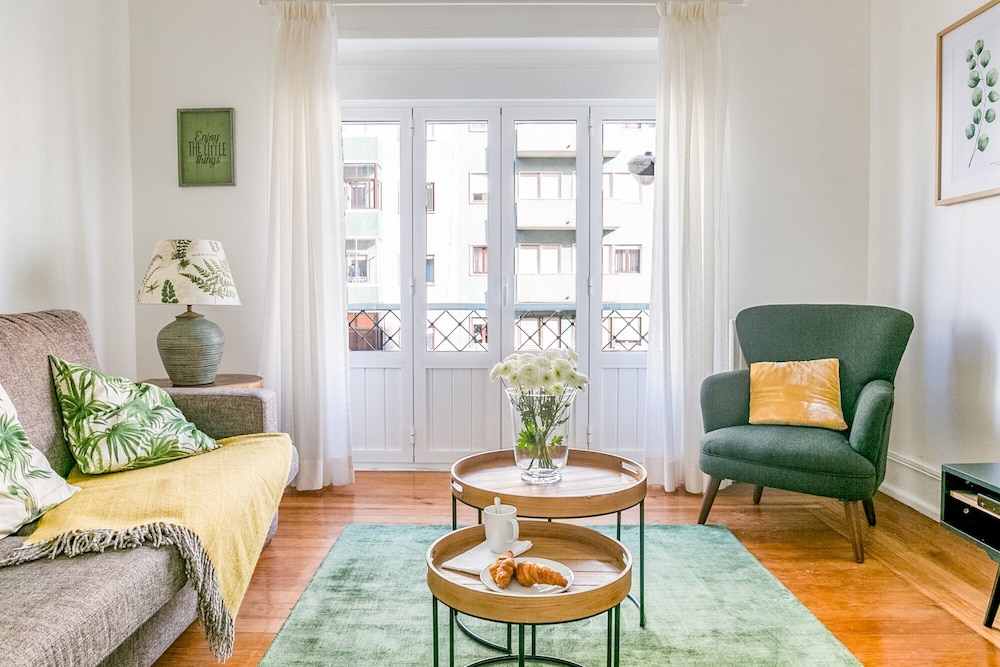 Casa da Avenida II in Lisboa view 5
