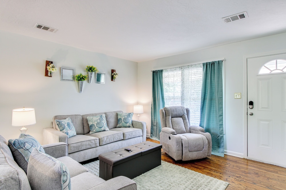 7 Mi to Dtwn: Family-friendly Augusta Home w/ Yard